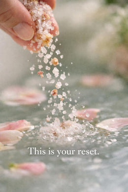 Ritual Bath Box Subscription – Herbal Soak, Body Oil & Card Set