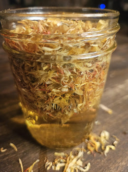 Herbal Starter Kit - DIY Infusion Box | Beginner Herbalism: Grow + Make Your Own Herbal Remedies
